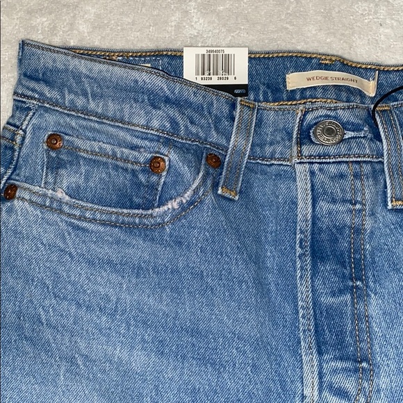 NEW Premium Levis Wedgie Straight (non-distres… - Picture 9 of 15